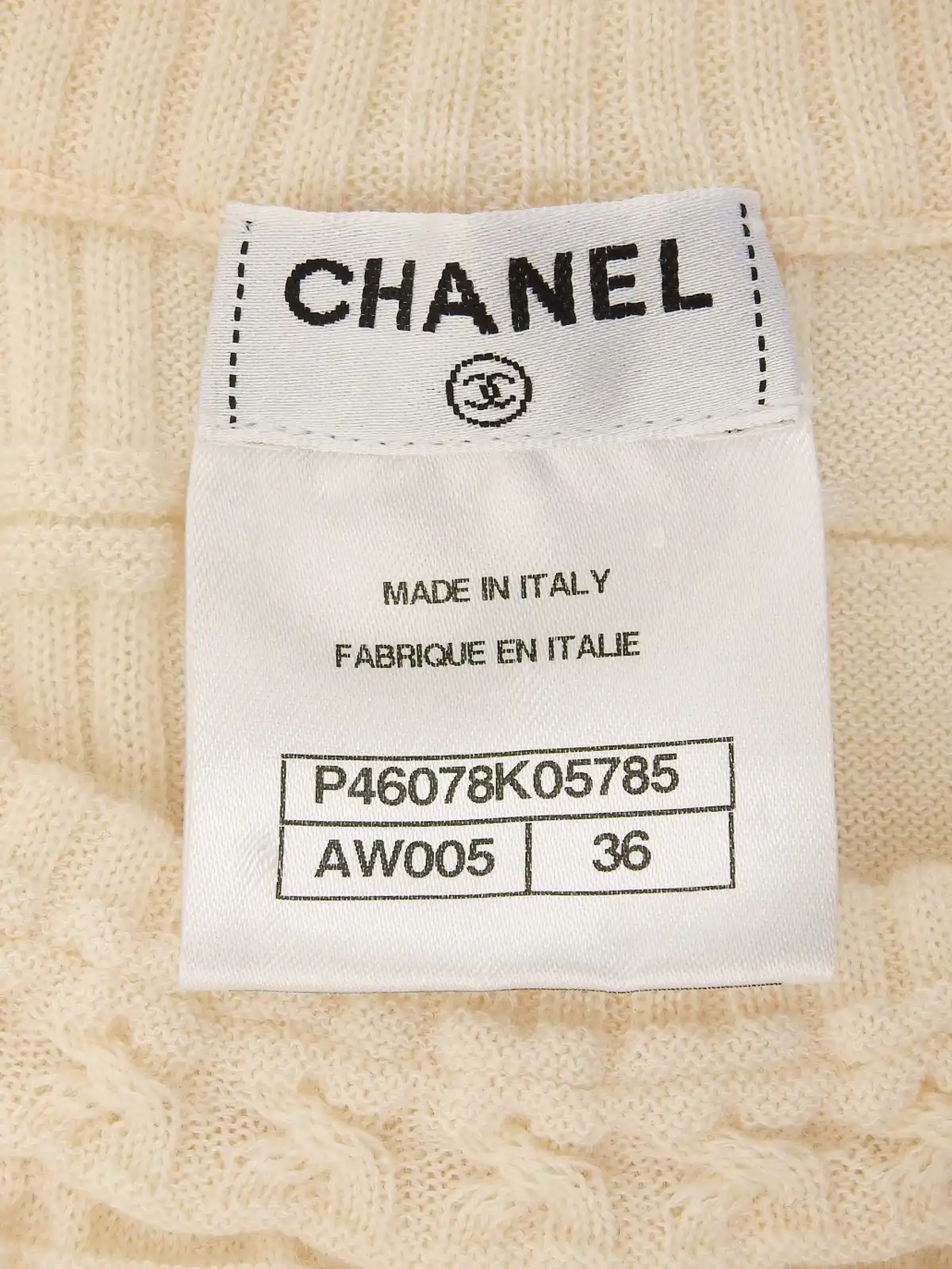 CHANEL ロゴプレートノースリーブニットトップス アイボリー