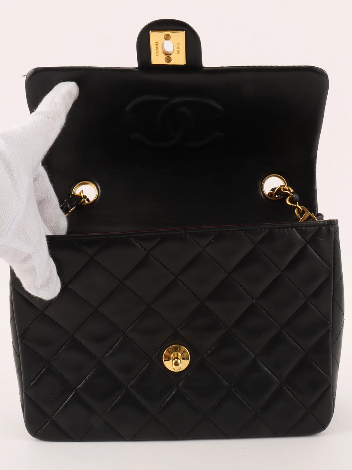 ヴィンテージ☆シャネル☆CHANEL☆クラシックフラップバッグ CHANEL 1990年頃製 スクエアクラシックフラップチェーンバッグ