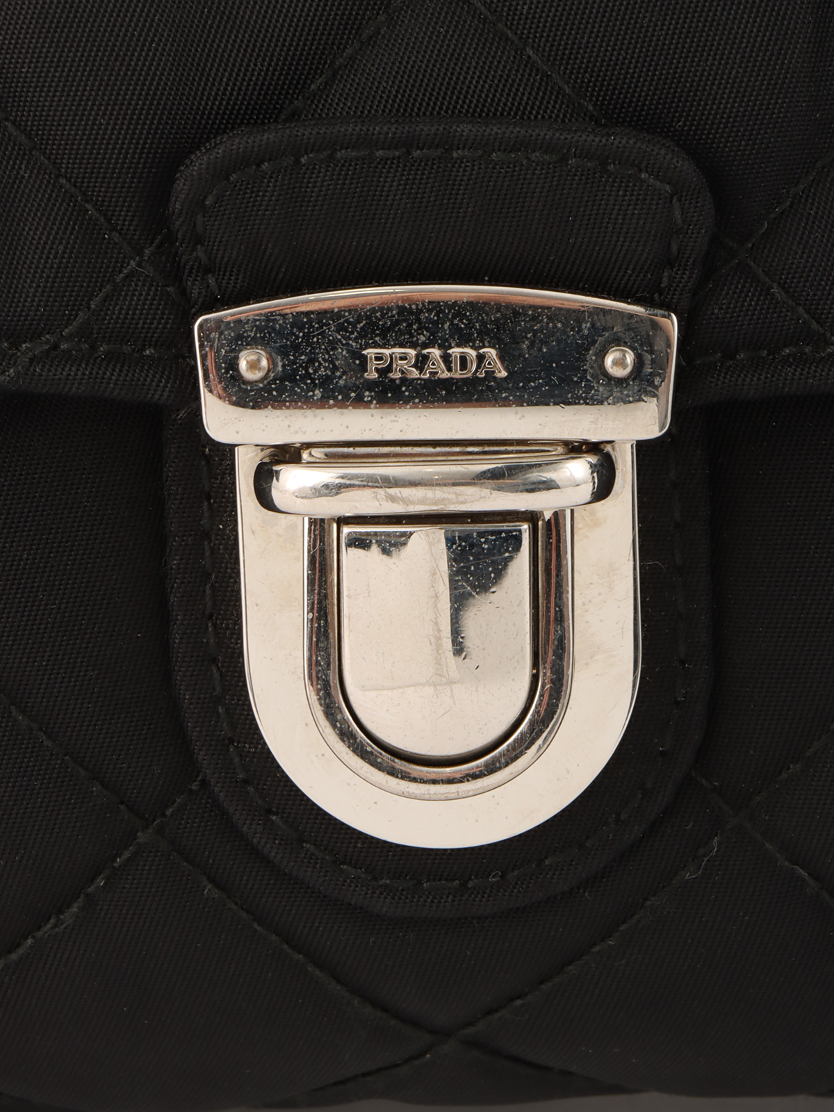 PRADA ナイロンロゴプレートショルダーバッグ ブラック｜VINTAGE