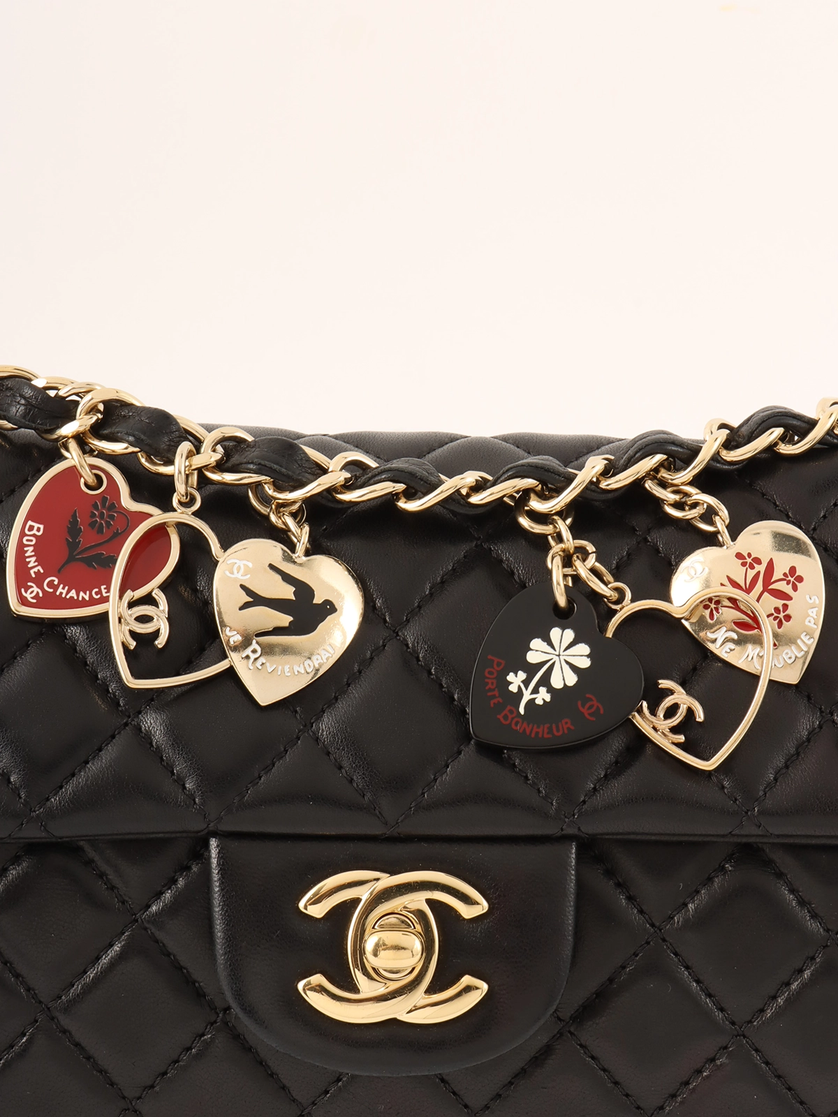 CHANEL ハート型ロックチャーム CHANEL シャネル チャーム ココマーク ハートロック メタル