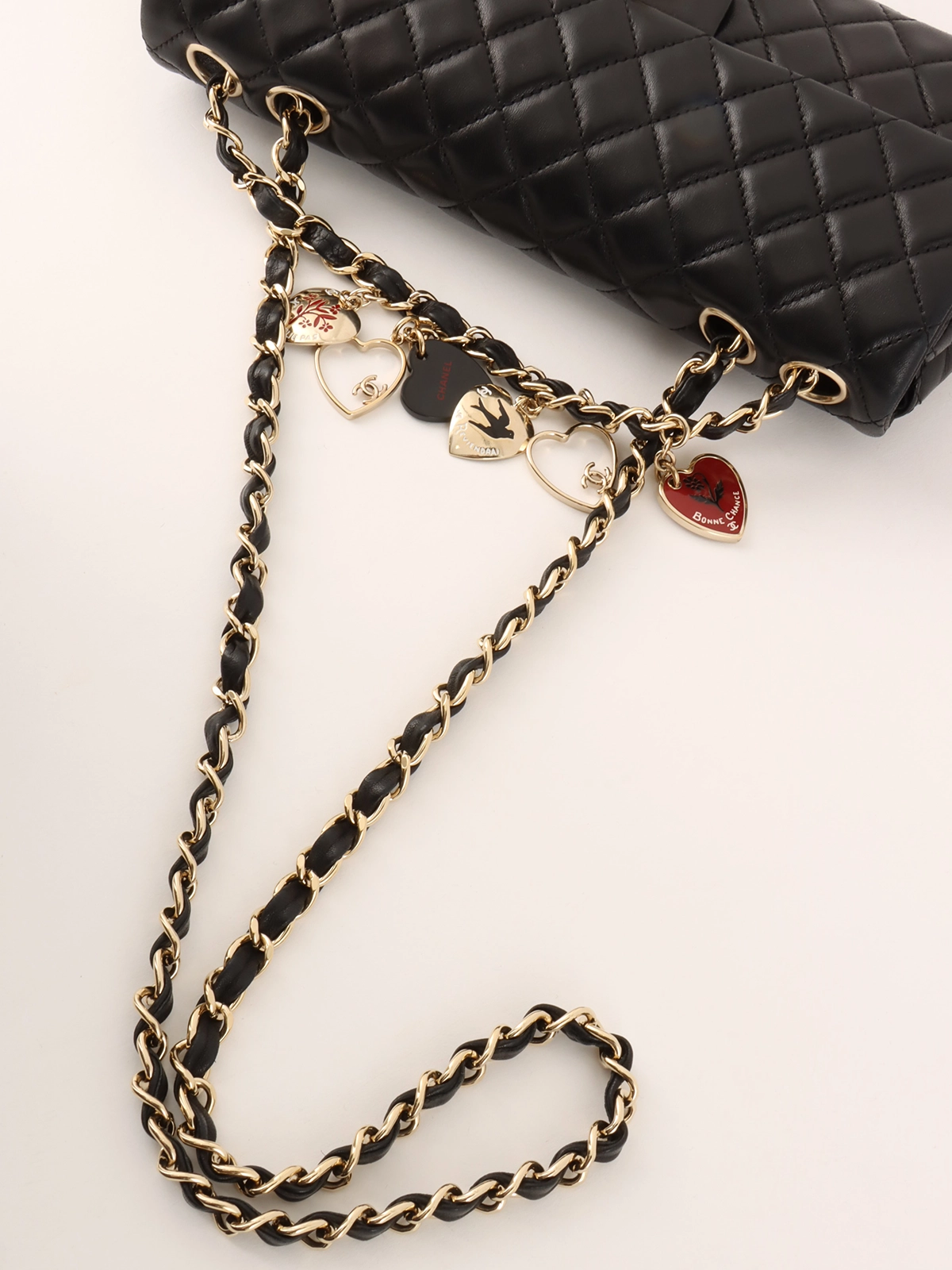 CHANELヴィンテージ　トライアングル　キーリング　チャーム1週間限定お値下げ 1071002266144209_01_2547.jpeg