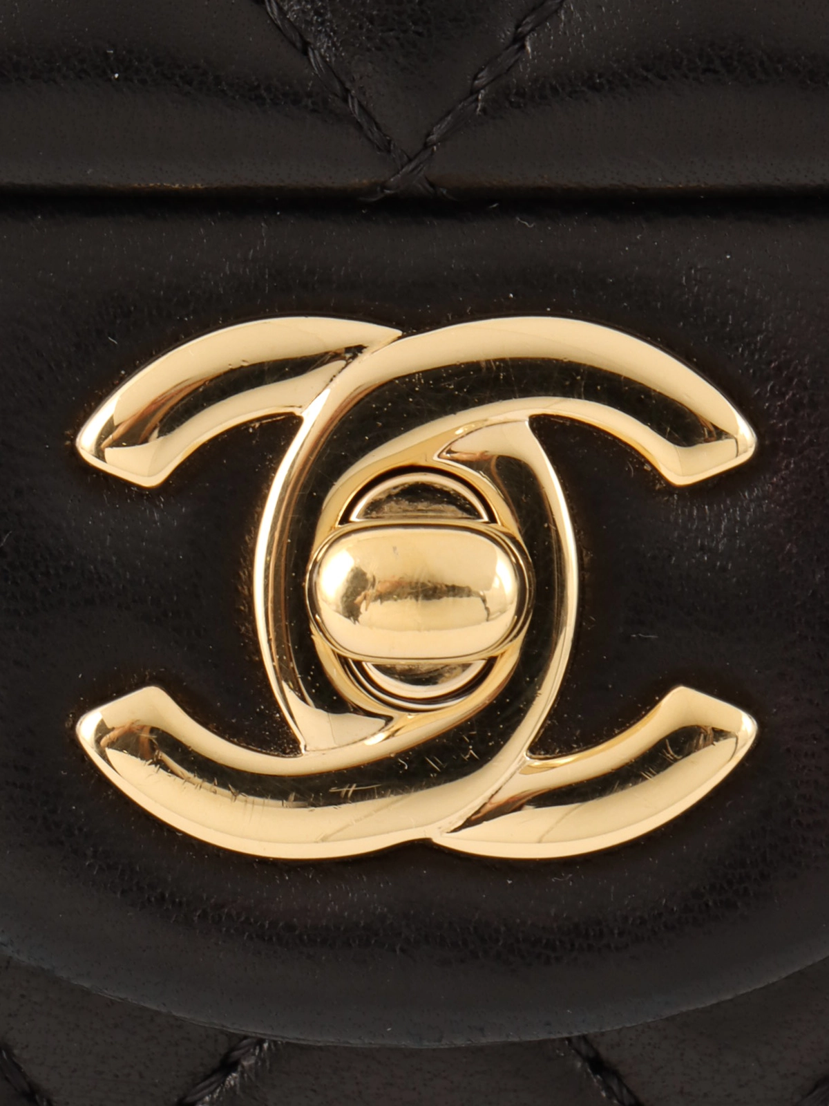 CHANEL 2009年頃製 ハートチャームCCターンロックチェーンバッグ