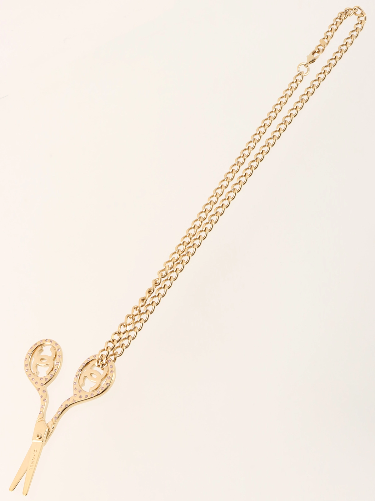 【１つはもっていたいかわいさ☆】CHANEL ネックレス CCロゴ CHANEL CCロゴ ネックレス - メルカリ