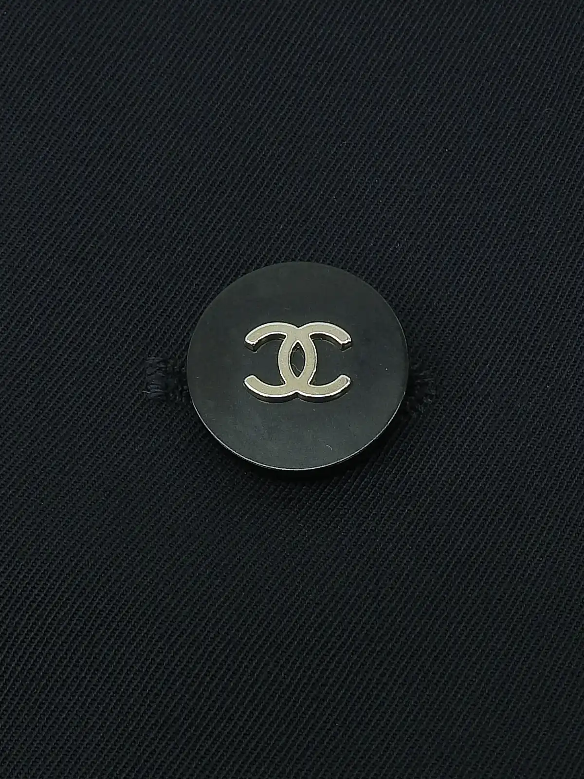 大人可愛い♪胸元にCCロゴ【CHANEL】ココビーチ デニムブルゾン 大人可愛い♪胸元にCCロゴ【CHANEL】ココビーチ デニムブルゾン