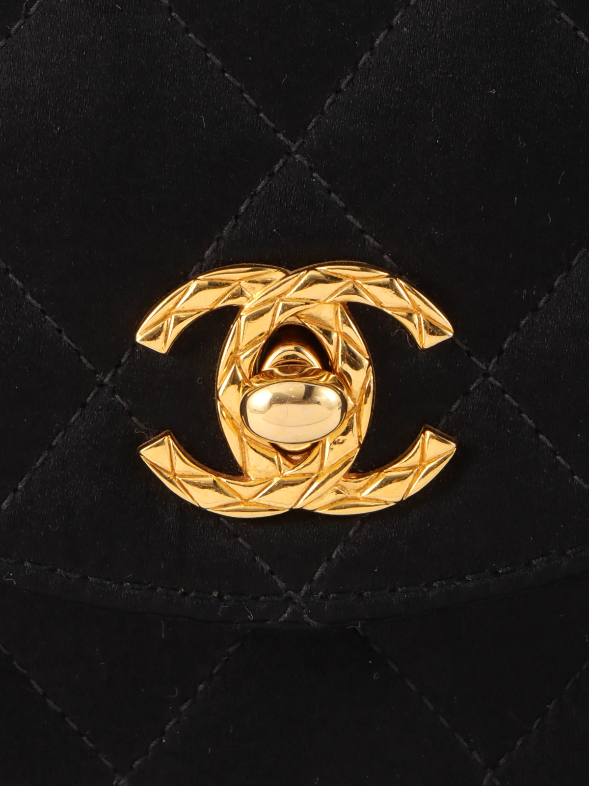 ミロク　激レア 22N CHANEL ターンロック ゴム ベルト 70 CHANEL 1992年頃製 シルクサテンCCターンロックビジューチェーン