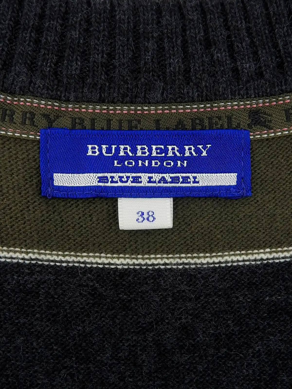 希少 90’s Burberry 上質 ウール デザインニット ロゴ 刺繍 古着通販】90s Burberrys knit バーバリー ニット burberry