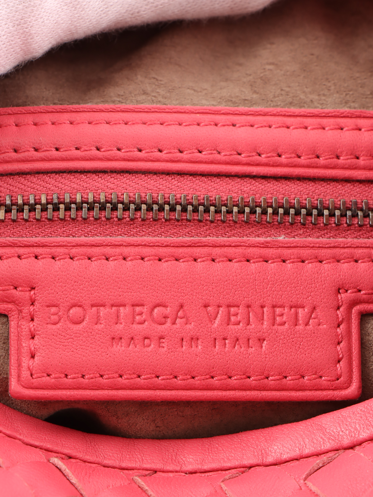 未使用　BOTTEGA VENETA　ラゲッジタグ　ピンク　イントレチャート 未使用 BOTTEGA VENETA ラゲッジタグ ピンク イントレチャート