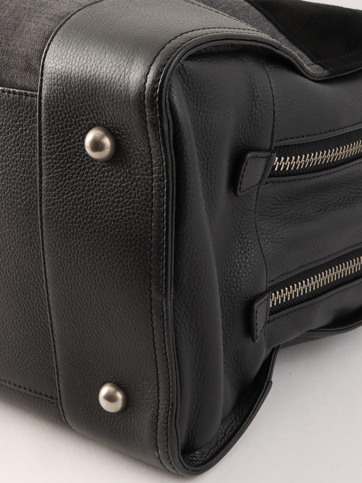 LOEWE ボストンバッグ 旅行用　ブラック LOEWE(ロエベ) ボストンバッグ(メンズ) - 海外通販のBUYMA