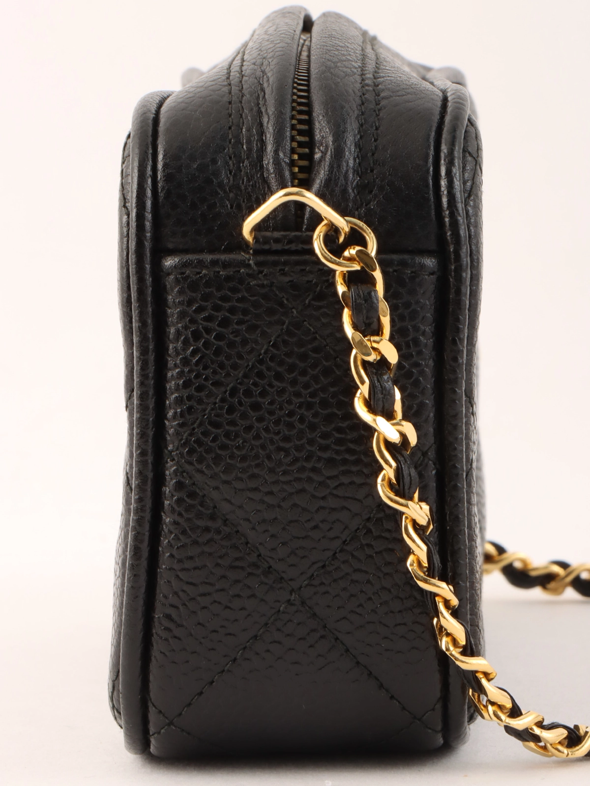 VINTAGE●CHANEL●キャビアスキン チェーンショルダーバッグ CHANEL 1992年頃製 キャビアスキンCCマークボールチャームミニ