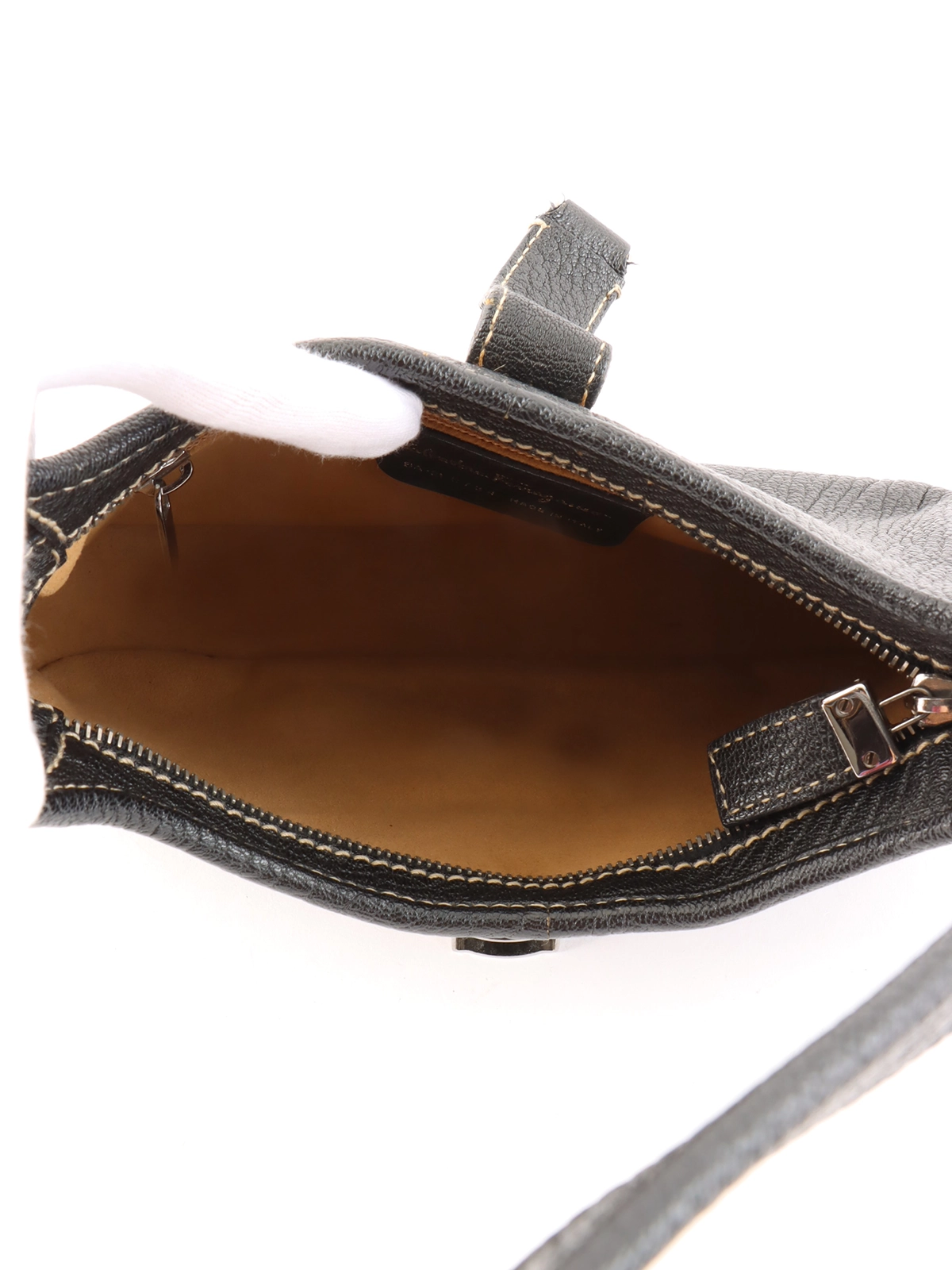 SALVATORE FERRAGAMO ヴァラプレートワンショルダーバッグ